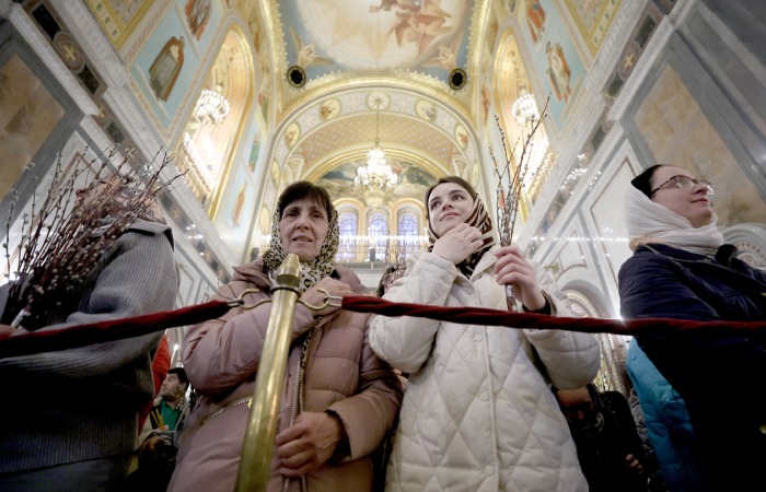 Православные отмечают Вербное воскресенье