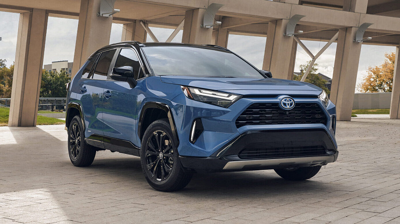 Равных Toyota RAV4 нет: «японец» стал самым продаваемым кроссовером в мире