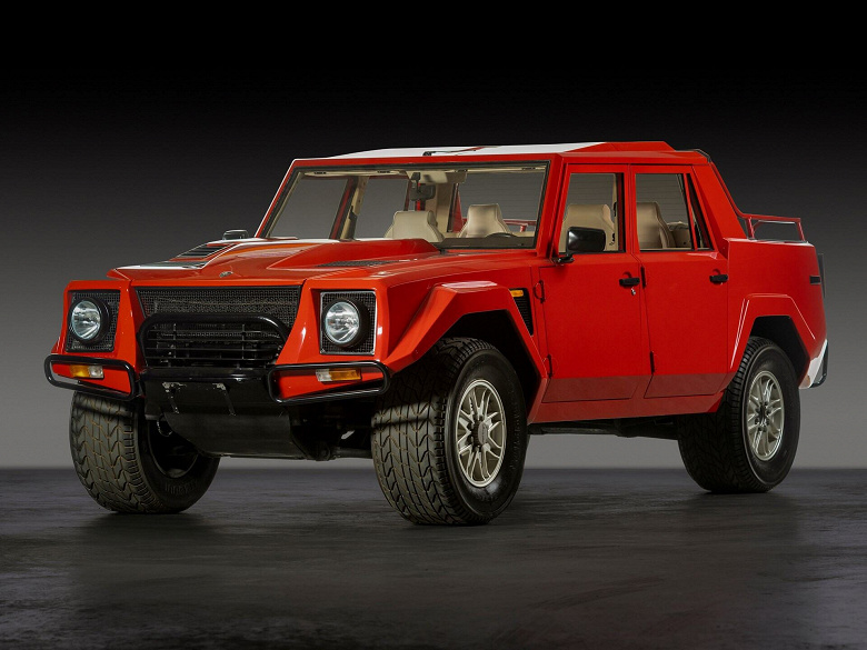 В России выставили на продажу другой Lamborghini  LM002. За итальянский аналог Hummer просят 48 млн рублей