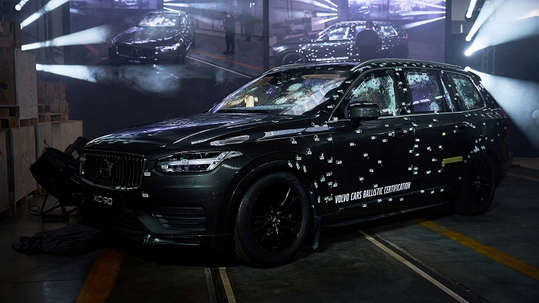 Volvo представила бронированные XC60 и XC90