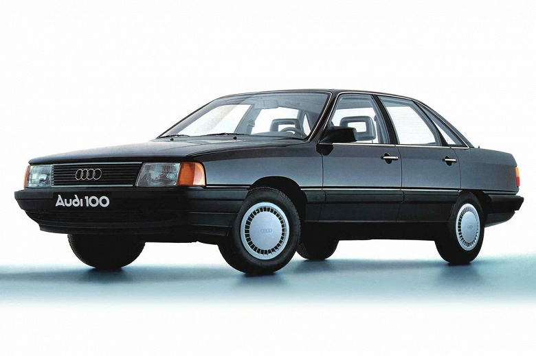 Audi 100 1991 за 55 тыс. рублей и полноприводный Kia Sportage за 400 тыс. рублей. В Avito Авто назвали самые популярные объявления о продаже машин в 2