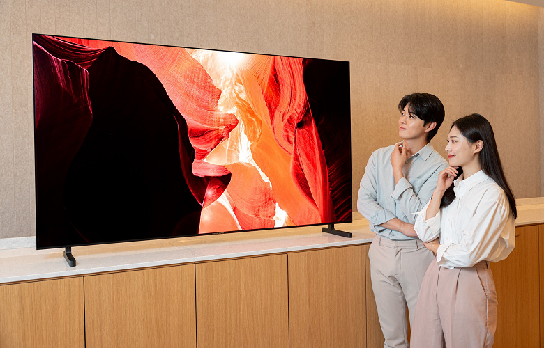 Представлен Samsung Display QD-OLED 2025 года с пиковой яркостью более 4000 нит. Компания показала гибкие панели для смартфонов и планшетов