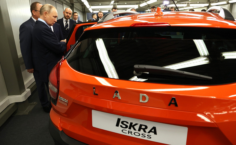 Так выглядит Lada Iskra SW Cross: опубликованы живые фото