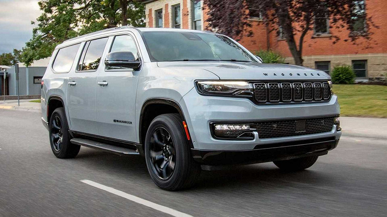 Jeep перегнул и зашёл «слишком далеко» с ценами. В 2025 году компания сохранила оснащение, но сильно опустила цены Wagoneer и Grand Wagoneer