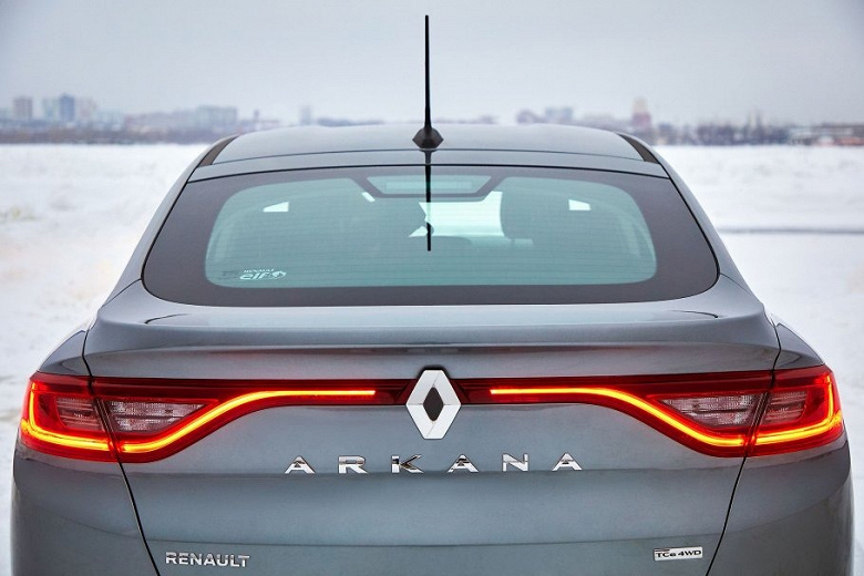 Дилеры продают Renault Arkana российской сборки