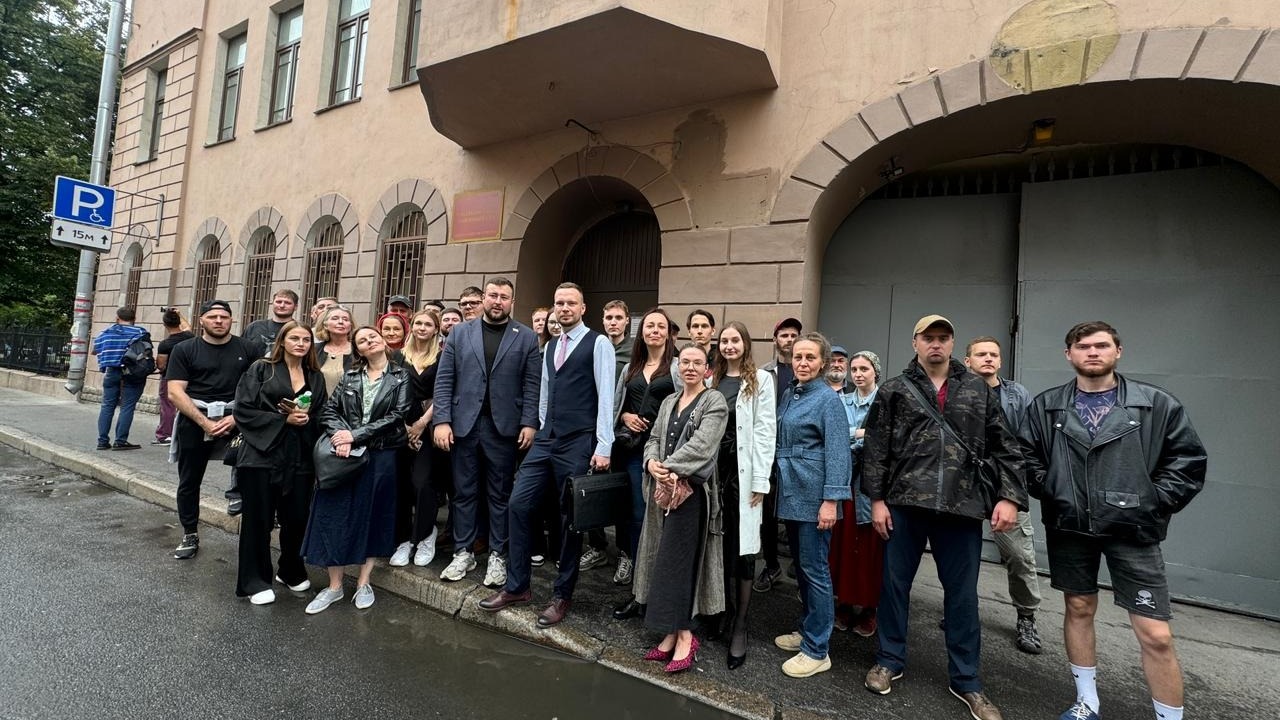 Представители узбекской диаспоры Петербурга через суд сняли кандидата в депутаты