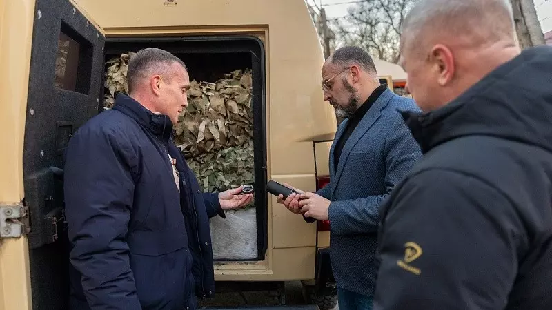 Владивостокцы передали в зону СВО бронеавтомобиль — для героев-земляков