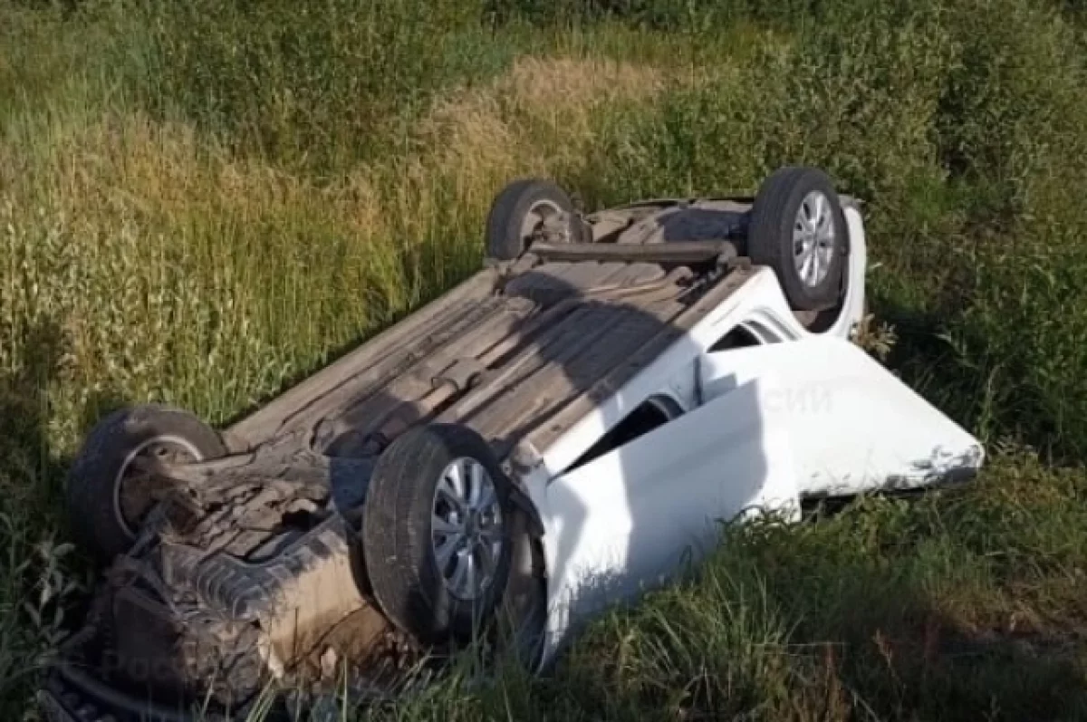 28-летний водитель Лады скончался в больнице после ДТП на брянской трассе