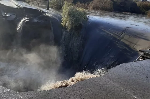 Прорыв дамбы на Алтае