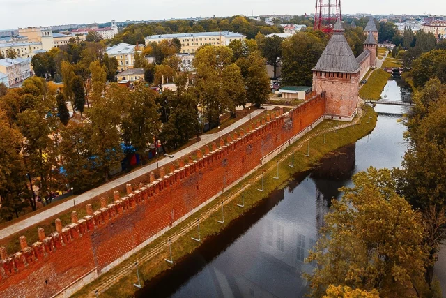 Смоленская крепость: древняя сила и красота