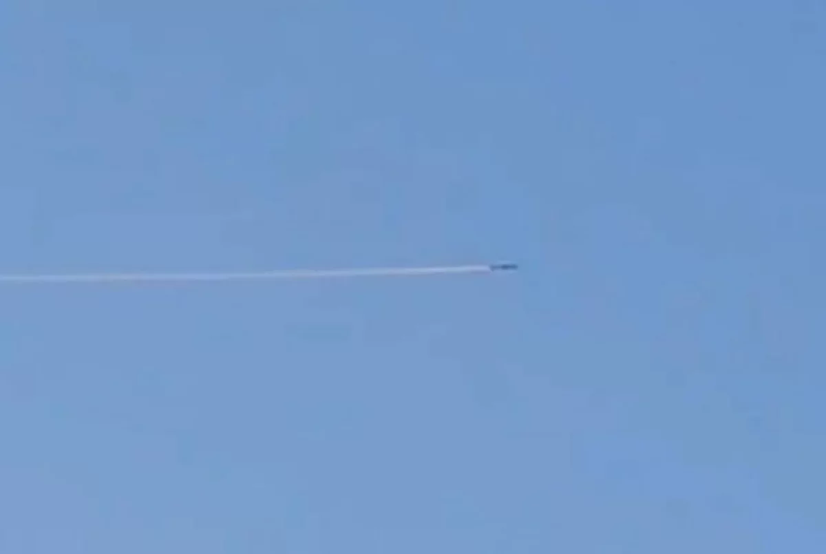 В Сети появилось видео неудачной попытки истребителя F-16 сбить ракету РФ