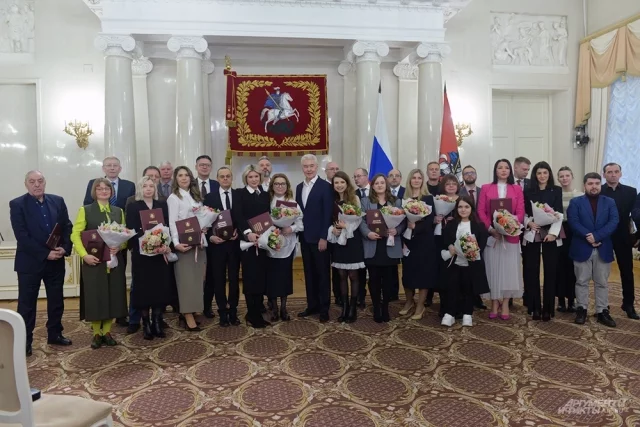 Церемония награждения журналистов «АиФ» Премией мэра Москвы в области СМИ