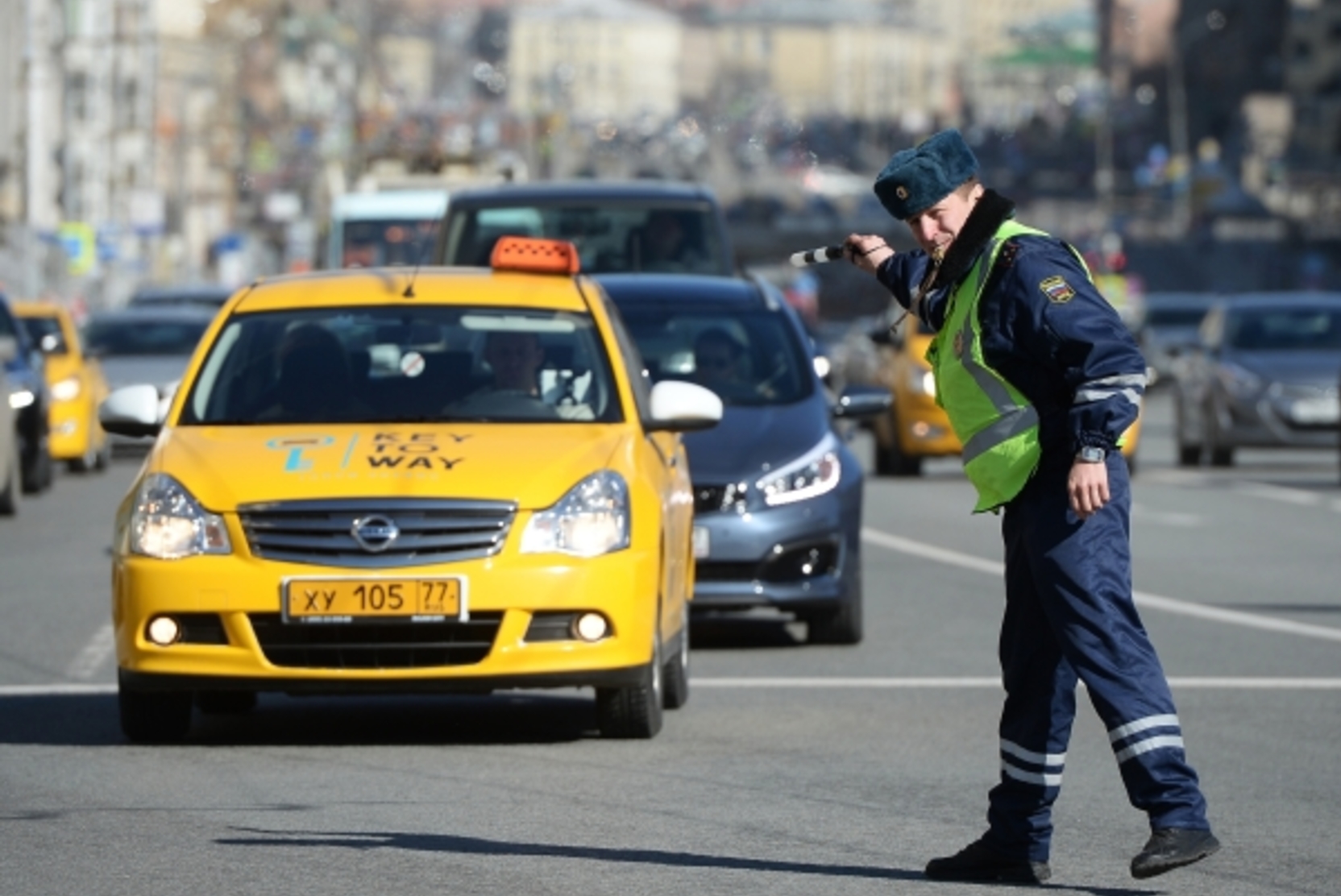 «Кот в мешке»: Медосмотр через приложение не поможет контролировать таксистов