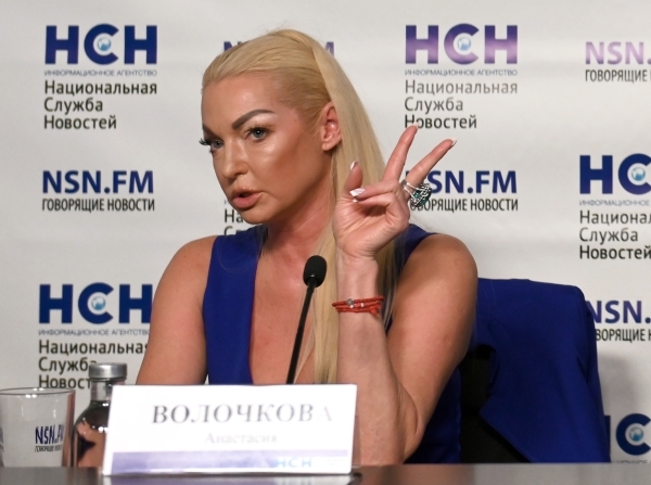 «Радуйте не только в праздники!»: Волочкова рассказала о лучшем новогоднем подарке