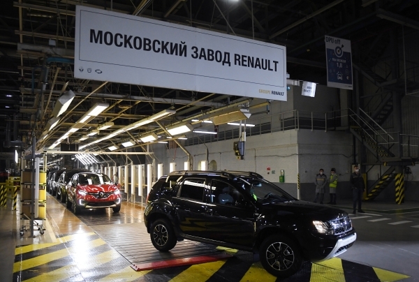 Глава Renault допустил возвращение компании в Россию