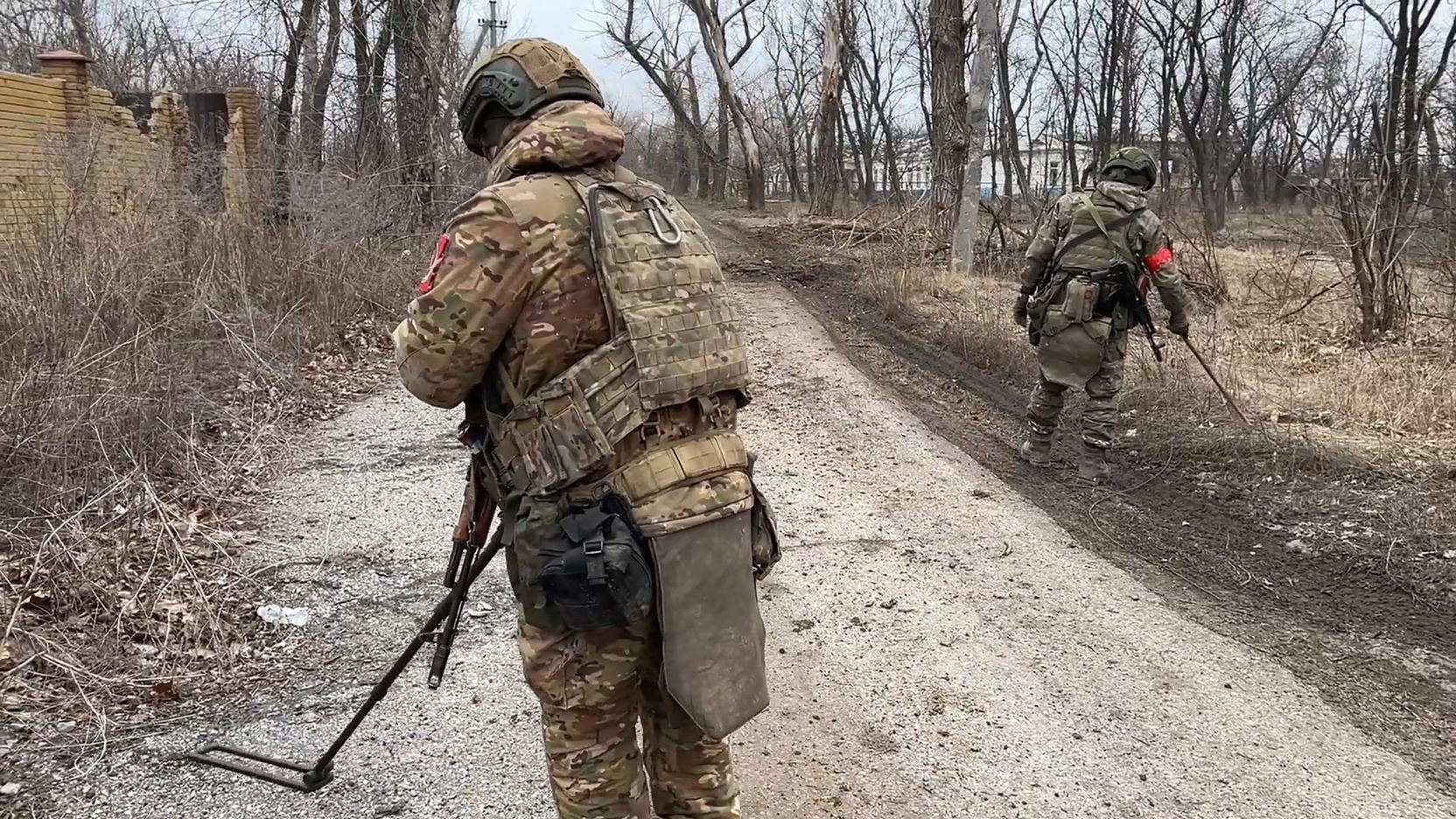 В Ставрополье наградят ребенка, купившего шесть пар сапог для бойцов РФ на свои деньги