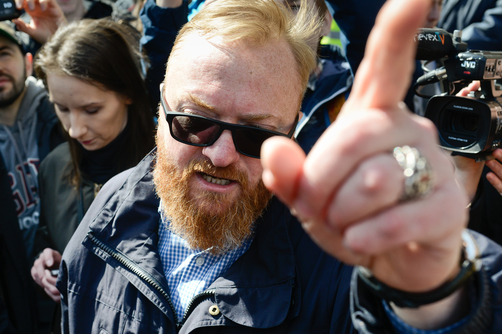 «Дудка дьявола!»: Милонов призвал запретить кальяны в общественных местах по всей России