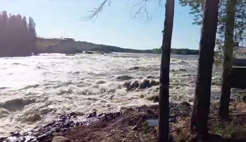 При размыве на Беломорканале в Карелии погиб один человек