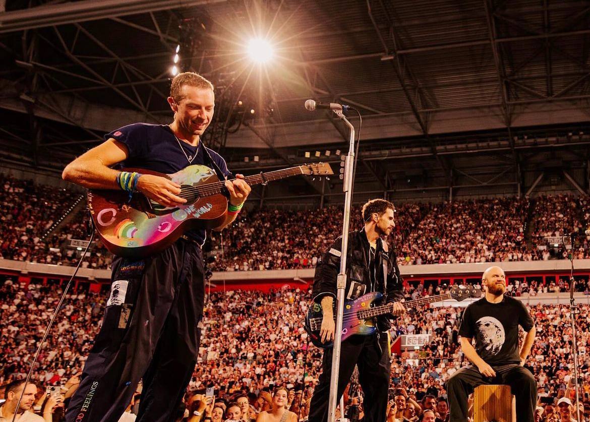 СМИ: Группа Coldplay установила рекорд в ОАЭ