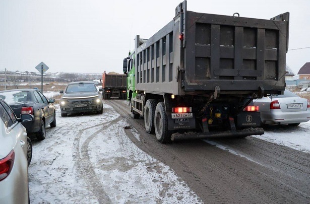 При атаке дронов в Белгородской области повреждены четыре авто