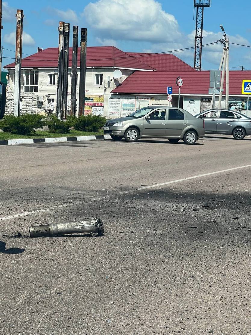 Под Белгородом шесть населенных пунктов остались без света после обстрела