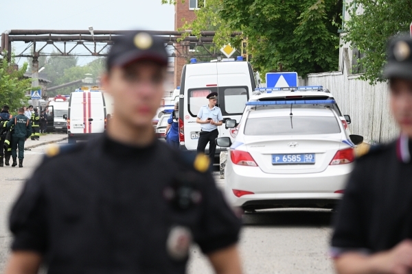 Shot: В Подмосковье десятки человек держали в заложниках в рехабе