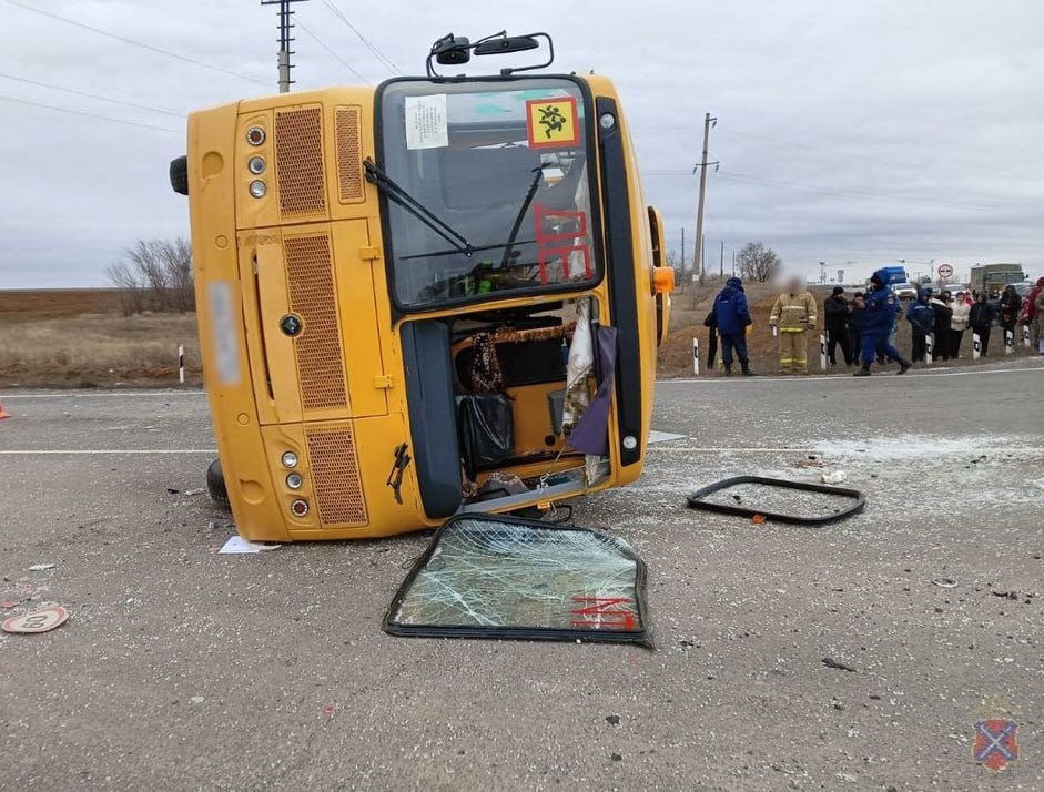 Один ребенок погиб в результате ДТП со школьным автобусом под Волгоградом