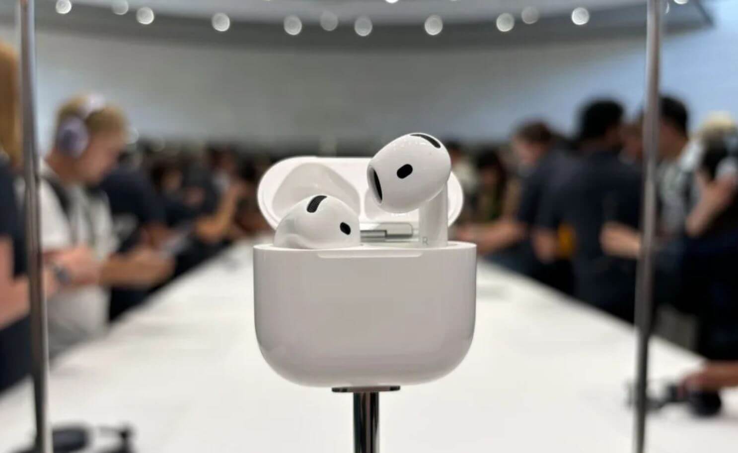 Где выгоднее всего купить AirPods в 2024 году с гарантией, кэшбэком или в рассрочку