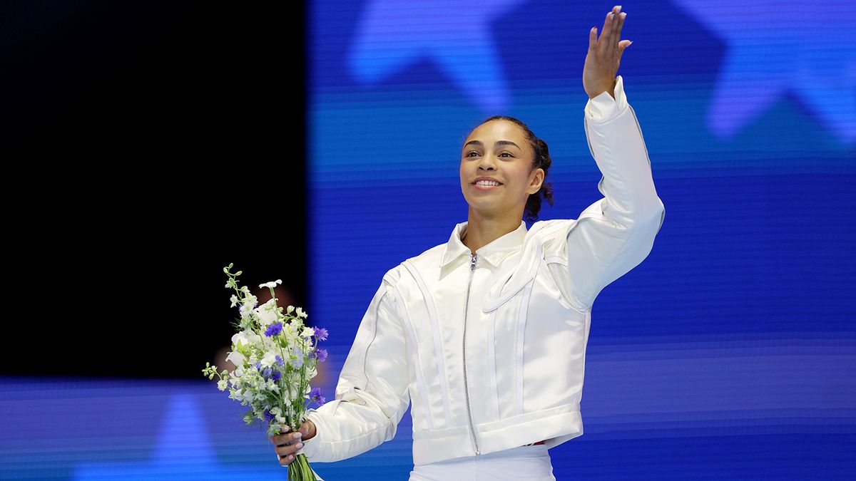 Советский чемпион привел гимнастку-сенсацию на Олимпиаду. Теперь она выиграет золото, как и его американская дочь