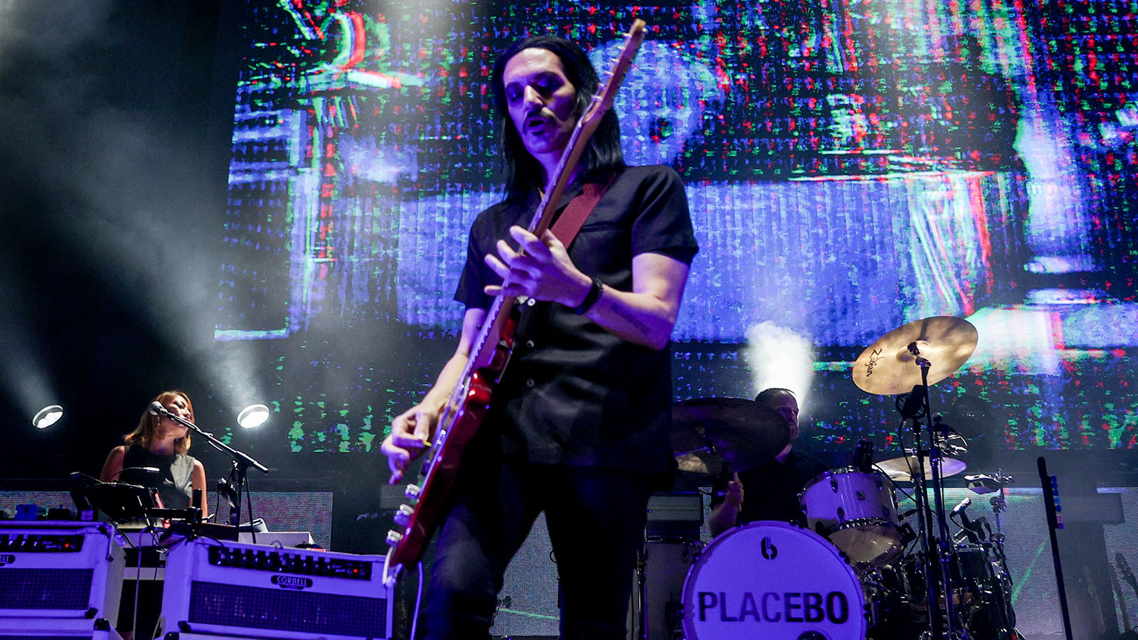 Группа Placebo отменила выступление на Park Live в Казахстане