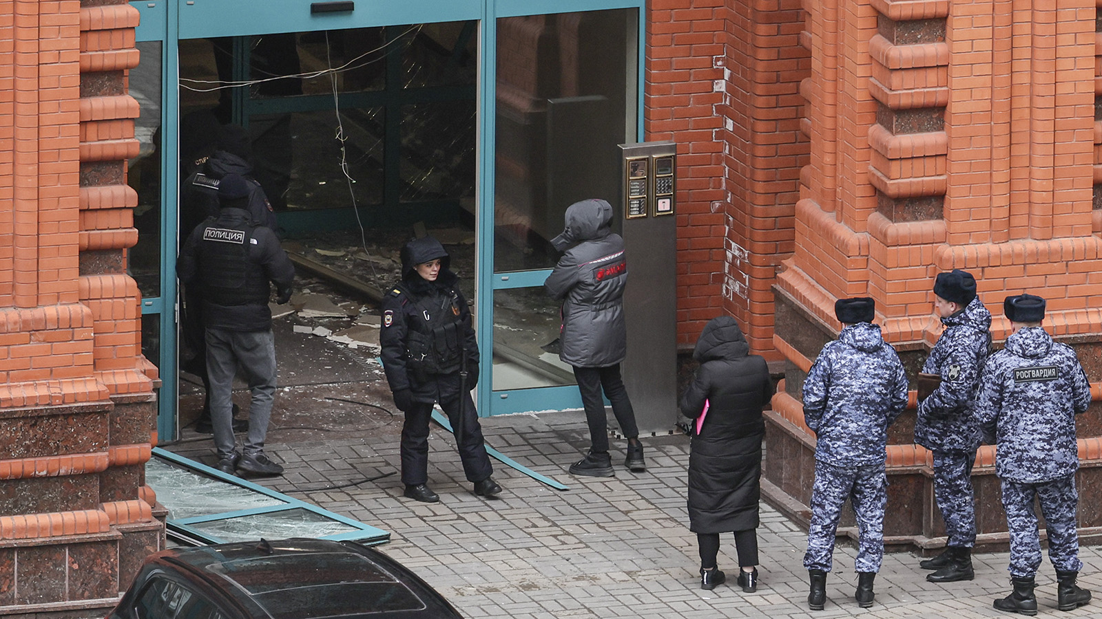 СМИ узнали подробности о взрыве в доме в ЖК Алые паруса