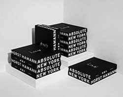 Samsung добавила 20 работ из архива Vogue в Art Store для своих ТВ