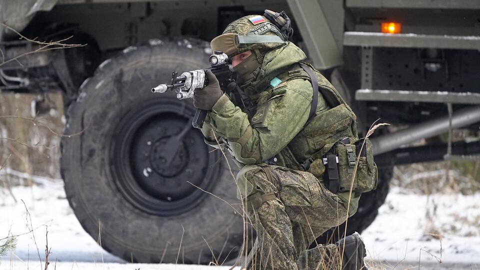 Кадры боев за освобождение Дзержинска