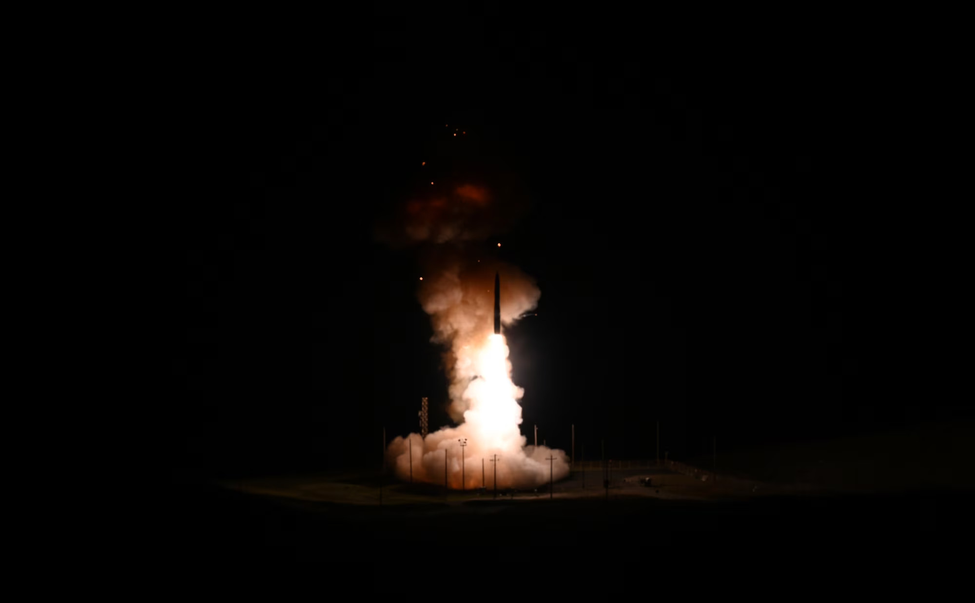 США успешно испытали межконтинентальную баллистическую ракету Minuteman III