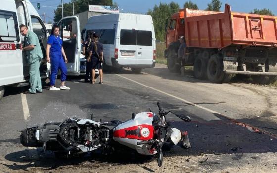 Мотоциклист погиб на трассе в Брянском районе