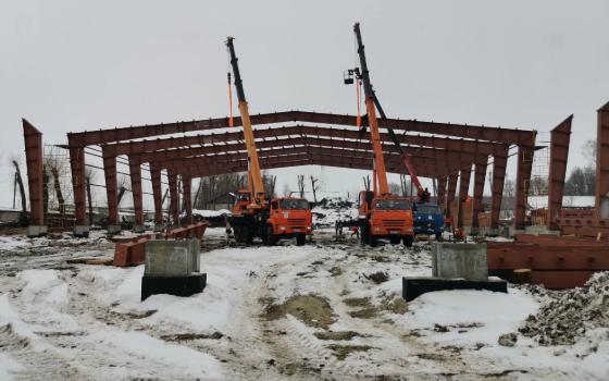 Подрядчик сделал фундамент нового Дворца зимних видов спорта в Глинищево