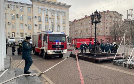 В Брянском театре драмы потушили учебный пожар на сцене