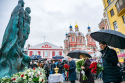 В Москве поставили памятник губернатору, построившему 4 вокзала