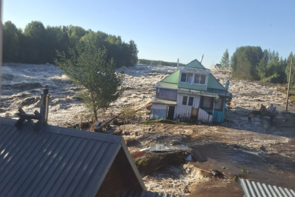 Карелия после прорыва дамбы — люди в больницах, возбуждено дело, вода спадает