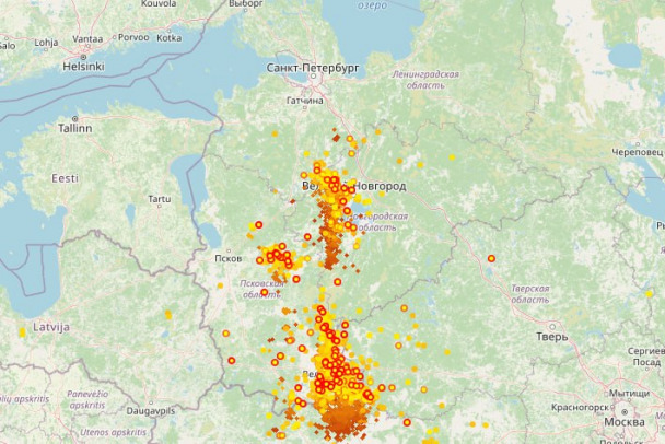 Мощная гроза уже добралась до Ленобласти - фото