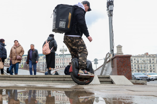 У доставщика еды в Кудрово угнали моноколесо