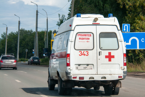 Из колодца под Приозерском подняли упавшего мужчину