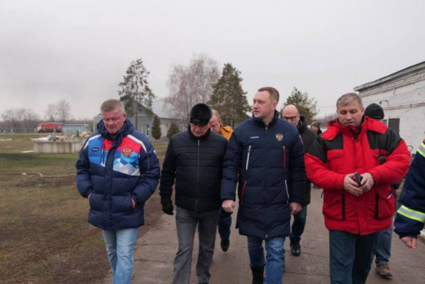 В Энгельсе продолжается выгорание топлива. В воздухе не выявили превышения вредных веществ