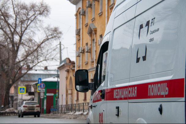 В Гатчине младенец скончался после падения с дивана