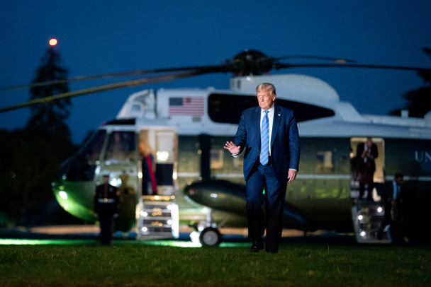 Не стоп, а пауза. Трамп запретил все поставки вооружений в Киев