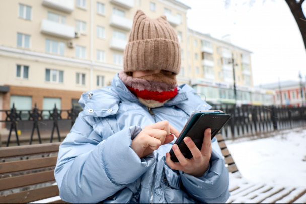 Избивала три часа. В Кудрово опека забрала из семьи 13-летнюю девочку после сведений об истязании