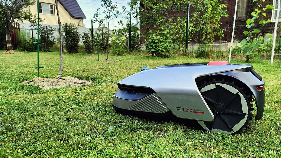 Обзор робота-газонокосилки Dreame Roboticmower A1: спец по травке