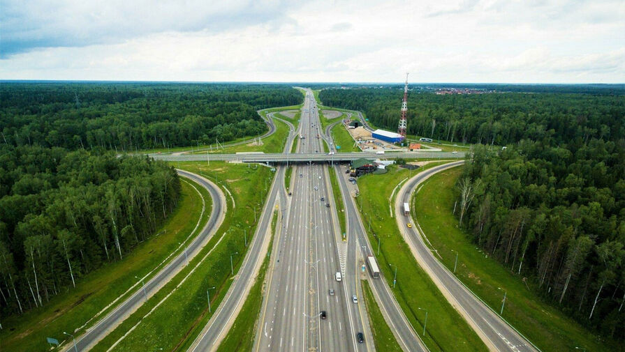 Движение по трассе М-9 Балтия в Тверской области приостановили после атаки БПЛА