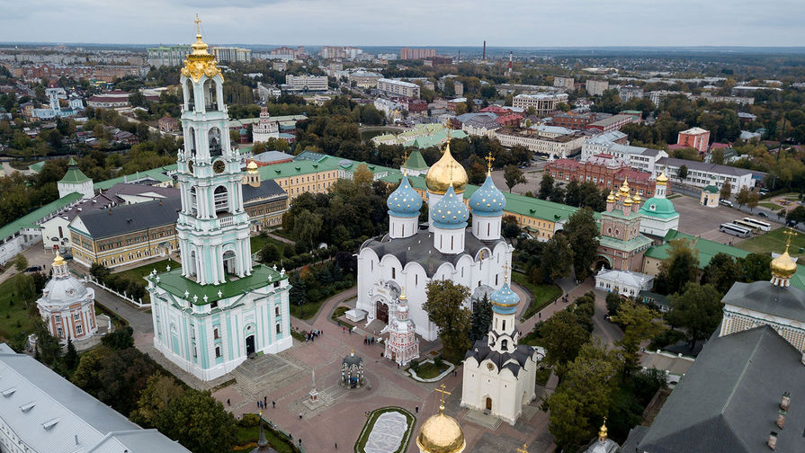 Путин приехал в Троице-Сергиеву лавру в Подмосковье