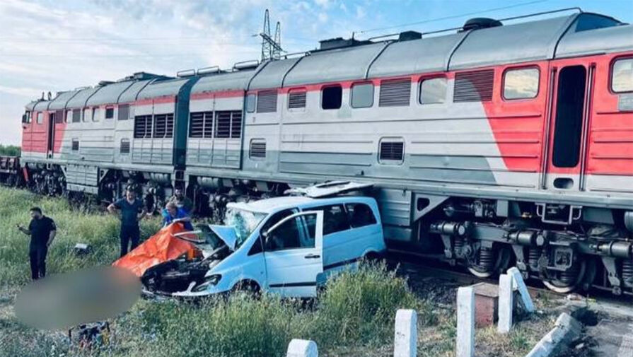 Раскрыты подробности ДТП грузового поезда и маршрутки в Запорожской области